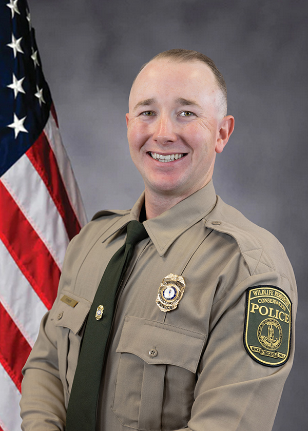 Opisyal Kenneth Fisher