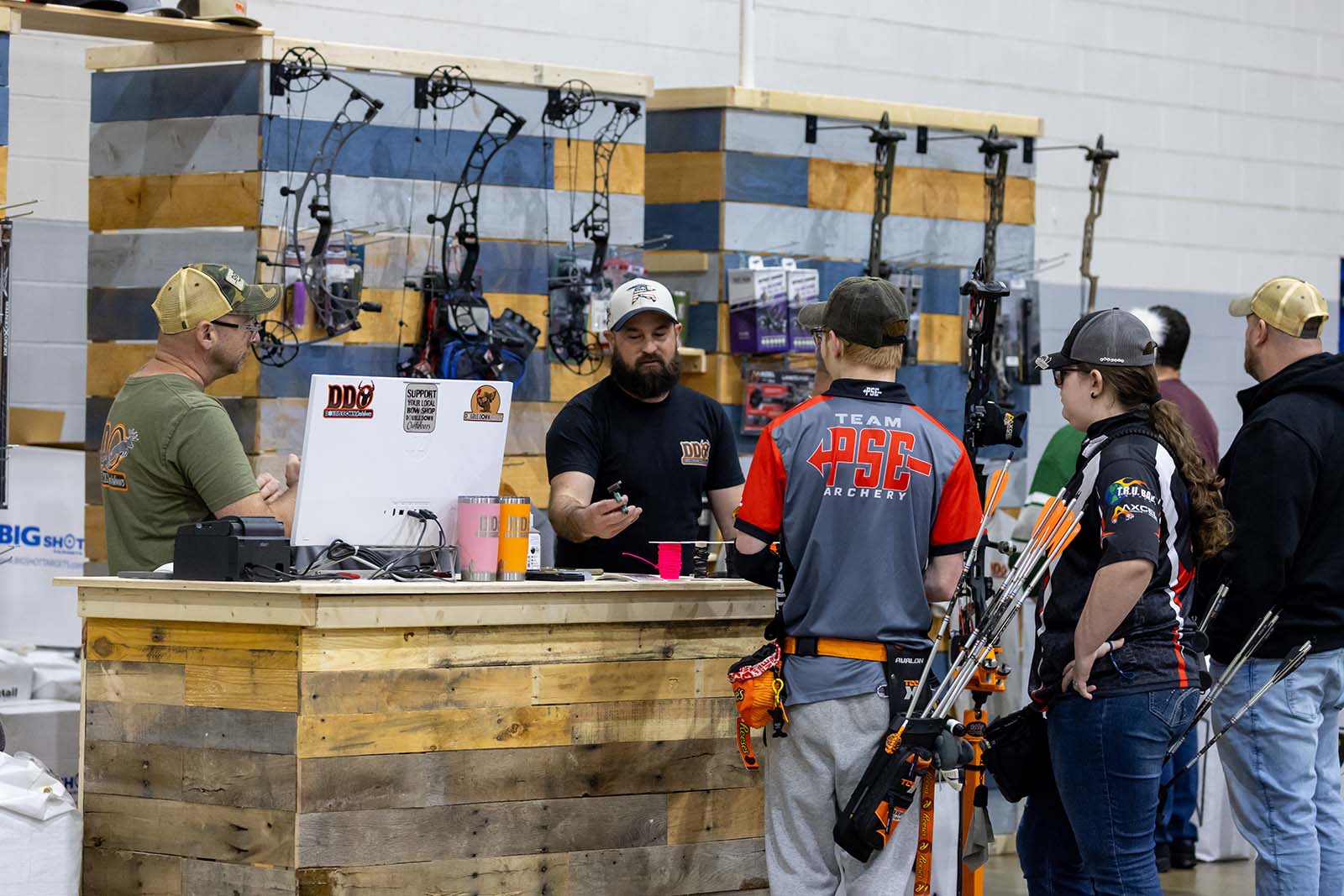 Isang larawang nauugnay sa paksang ito